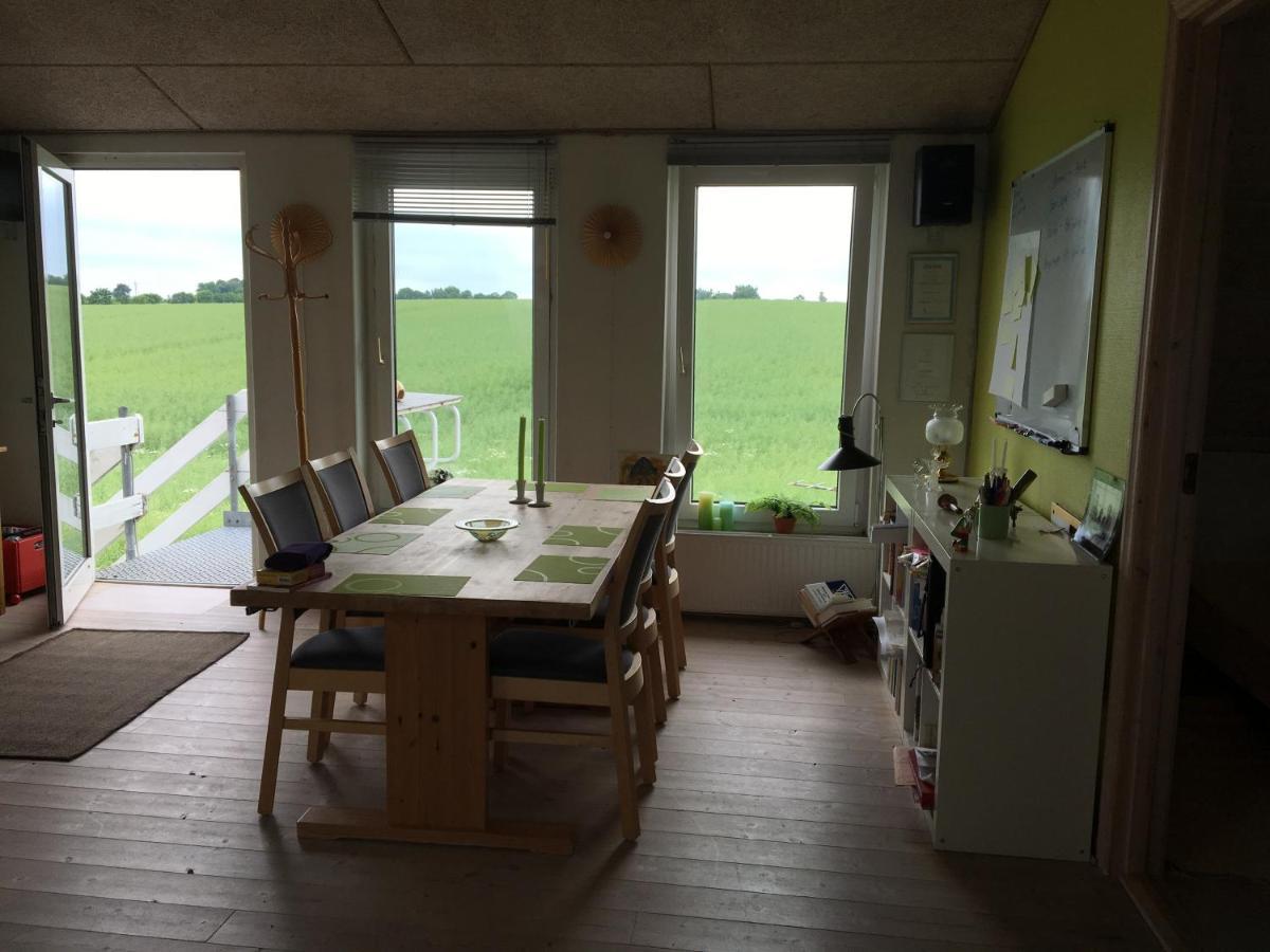 Bed and Breakfast Margretelyst Farsø Exterior foto